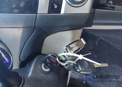 2015 Subaru Legacy 2.5I Premium z USA, uszkodzony, nr VIN 4S3BNAD68F3027517